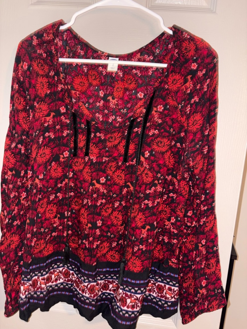 Old Navy Red Floral Tie-Front Peasant Tunic